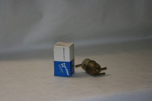 Benzinfilter klein 3 AnschlÃ¼sse YJ 2,5l ab 87